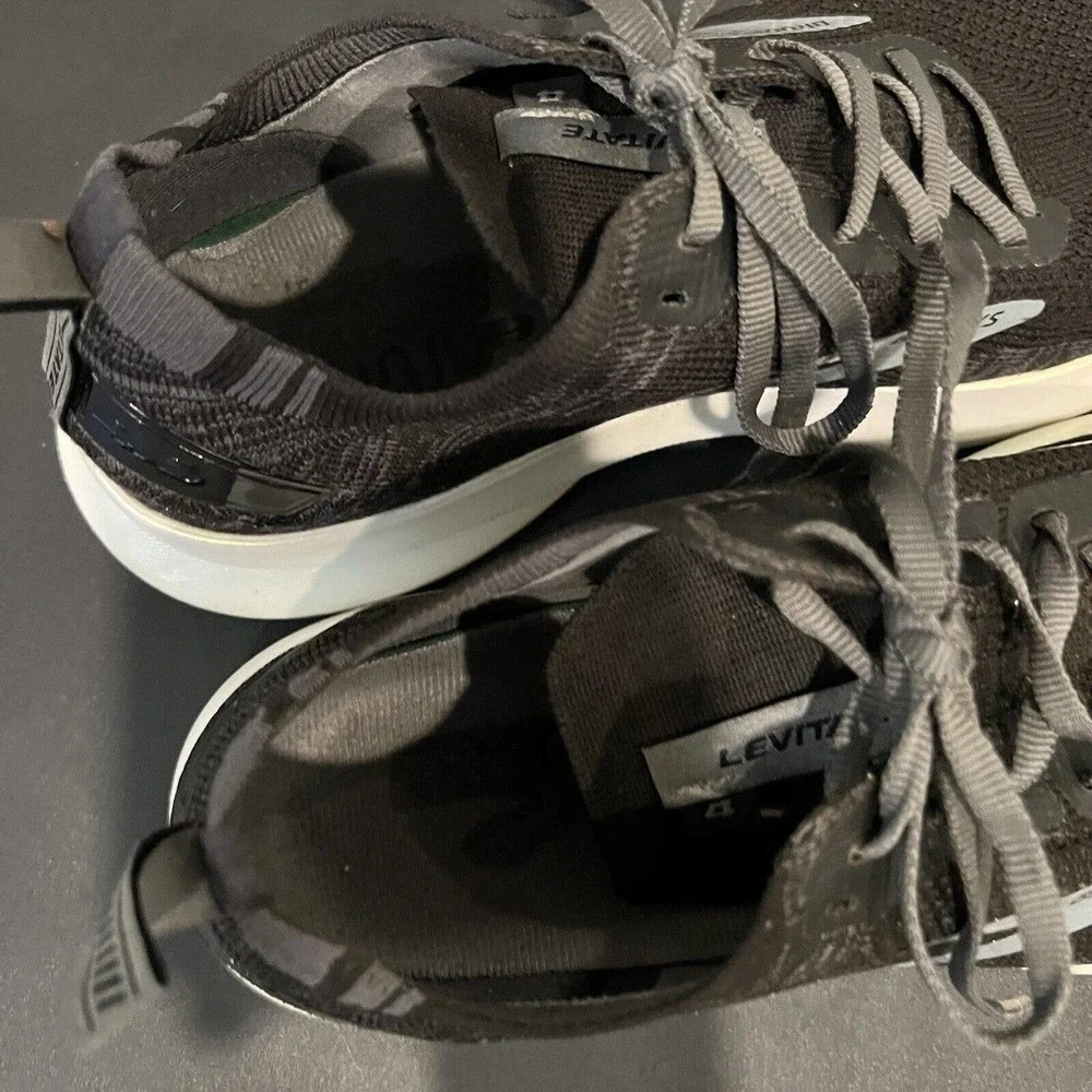 Brooks Womens Levitate 4 1203351B012 Black Running Shoes Sneakers Size 9B